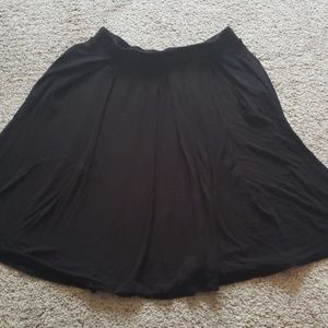 Solid black Madison skirt